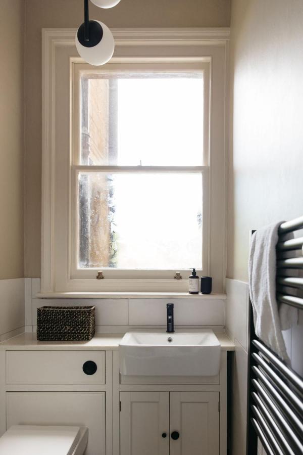 The Curator'S Apartment - Spacious 2 Bedrooms Bath Exterior foto